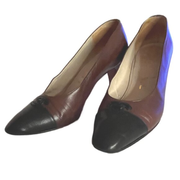 Chanel Brown, Black Leather Cap Toe CC Logo Contrasting Color Pumps 3 5.5 - Picture 5 of 11